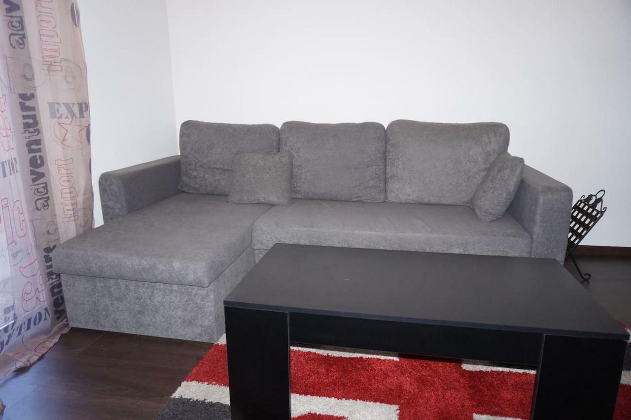 F1 De 36M2 Avec Terrasse Et Parking Privatif. Apartamento La Roquette-sur-Siagne Exterior foto